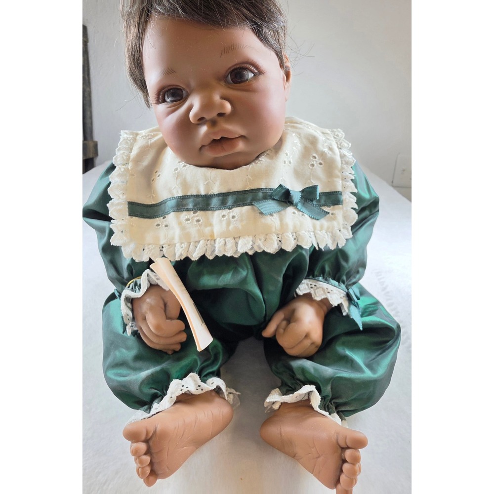Lee Middleton Reva Schick Baby's First Christmas Doll 1997 Limited Edition 00196
